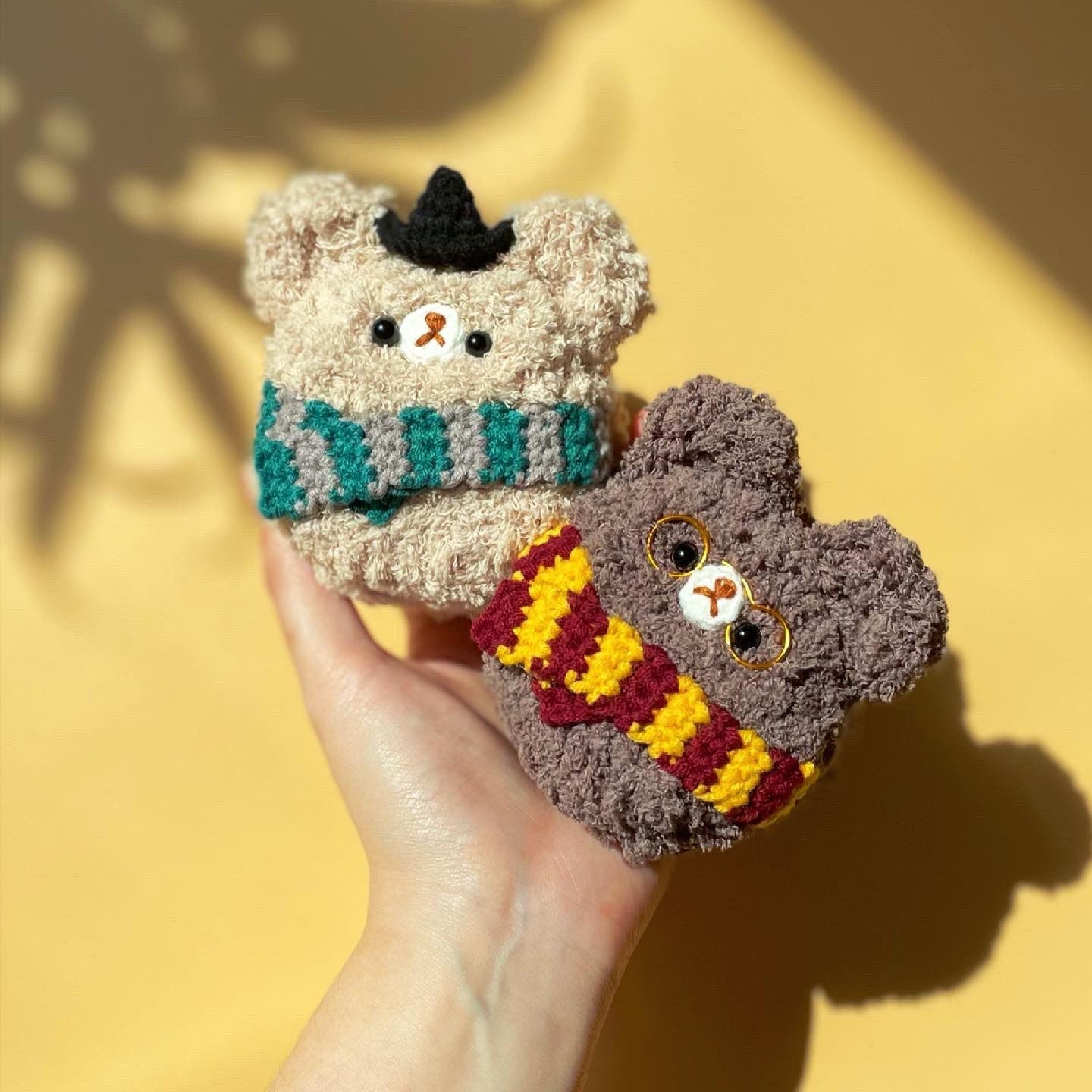 Mongle Crochet [AirPods Case] Magic School Mongshili